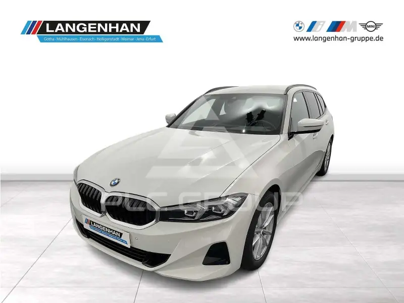 2023 BMW 318