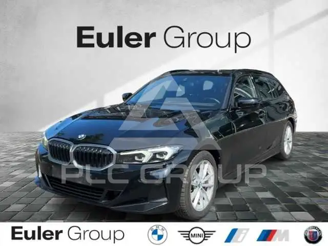 2023 BMW 318