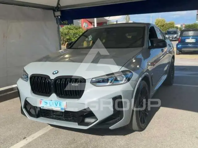 2023 BMW X4