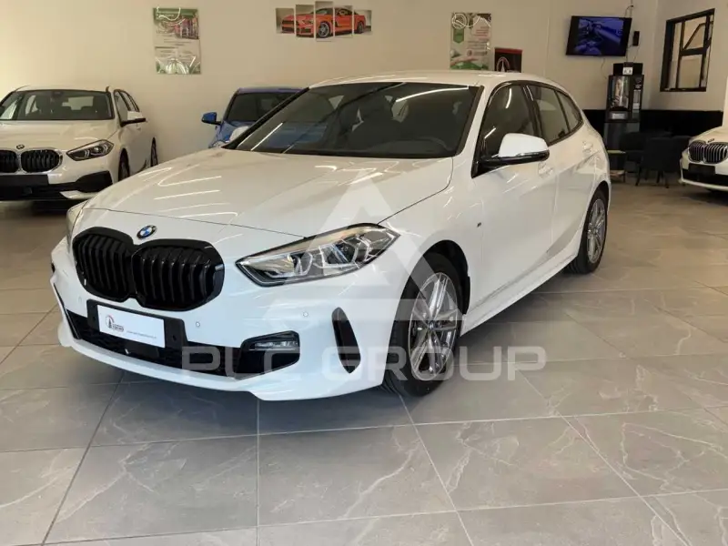 2023 BMW 118