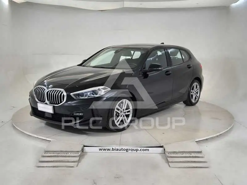 2023 BMW 118