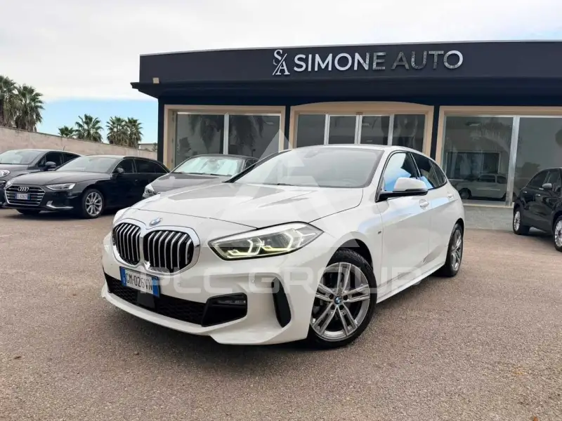 2023 BMW 118