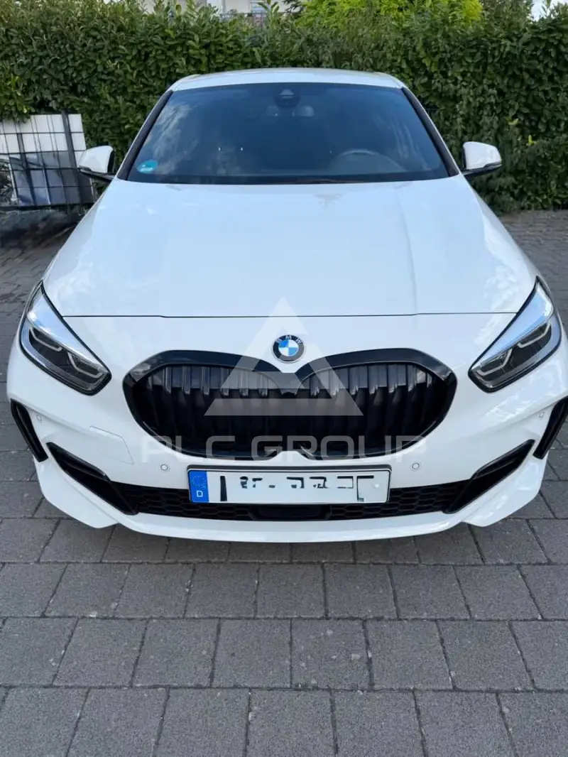 2023 BMW 118
