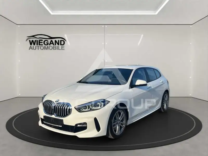 2023 BMW 118