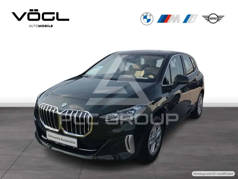2023 BMW 220