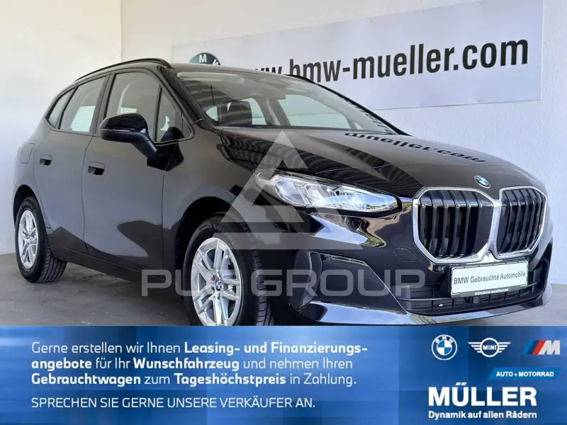 2023 BMW 220