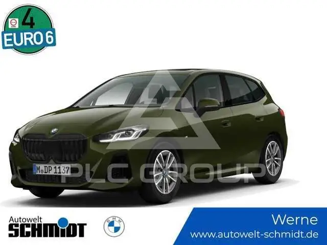 2023 BMW 220