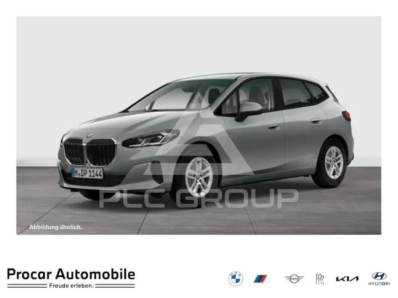 2023 BMW 220