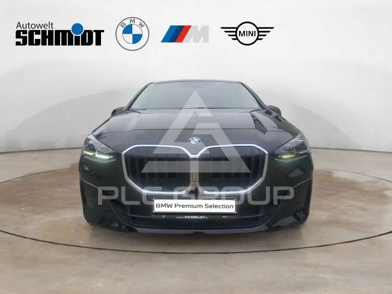 2023 BMW 220