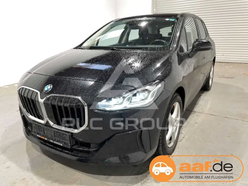 2023 BMW 220