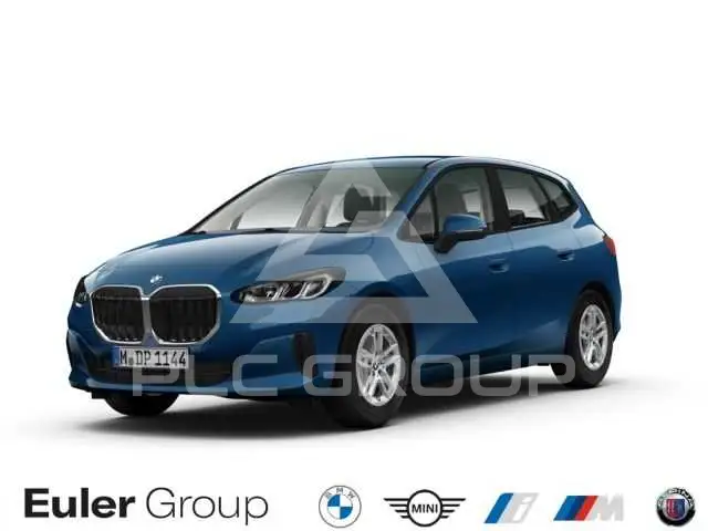 2023 BMW 220