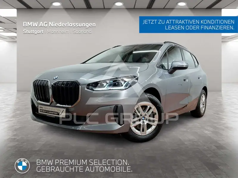 2023 BMW 220