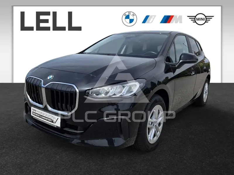 2023 BMW 220
