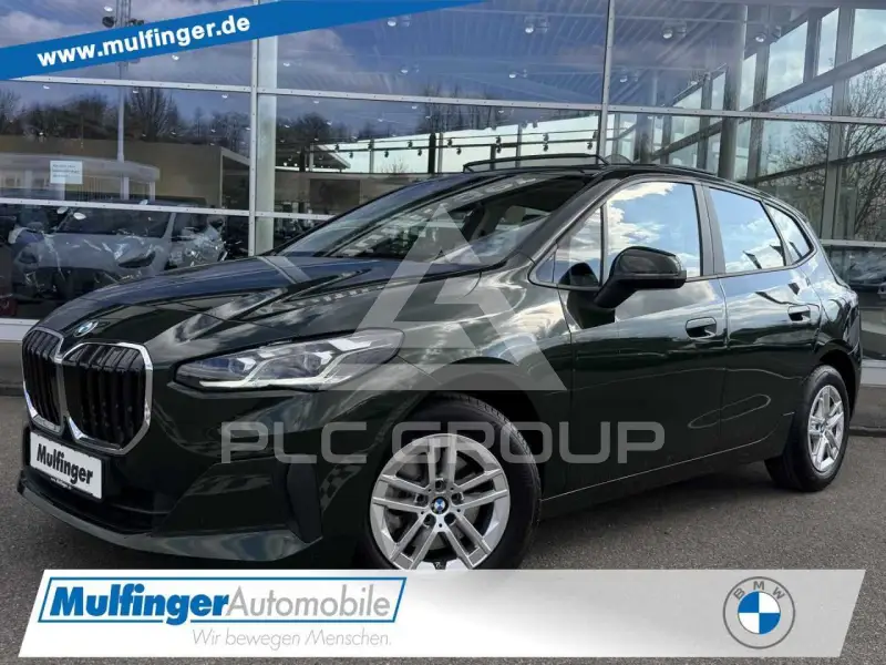 2023 BMW 220