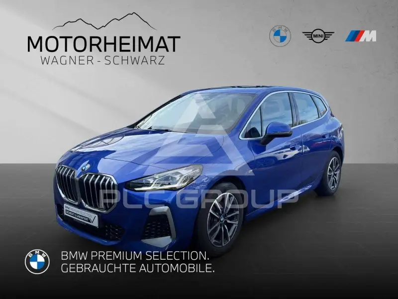 2023 BMW 220