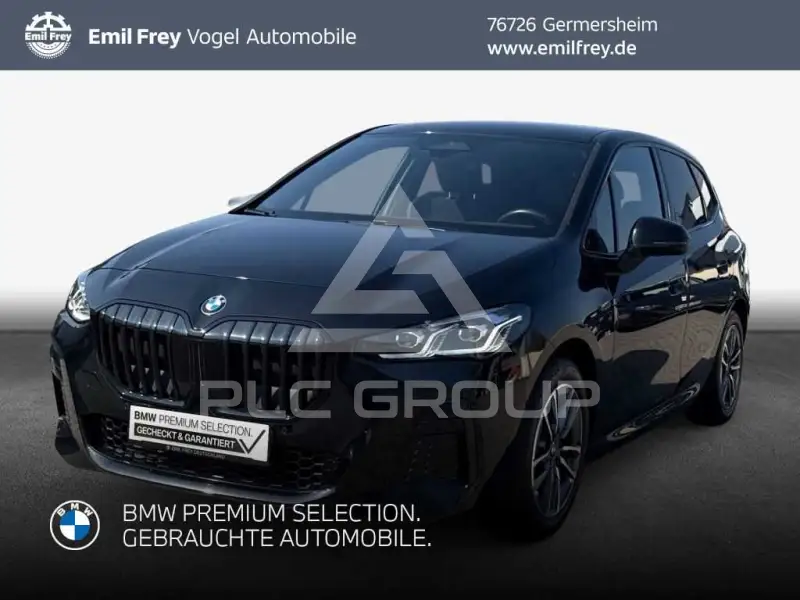 2023 BMW 220