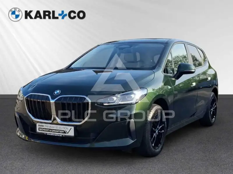 2023 BMW 220