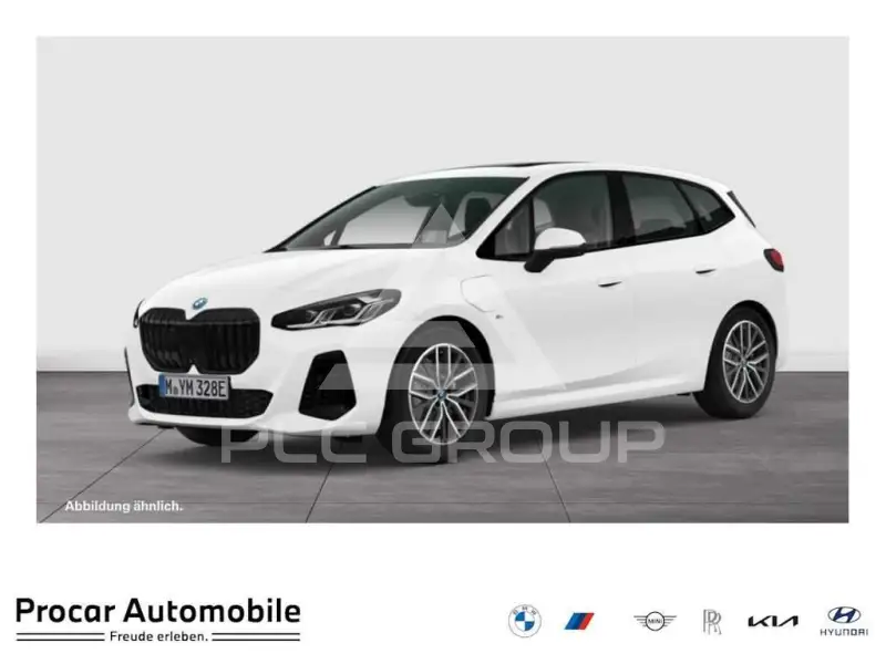 2023 BMW 225