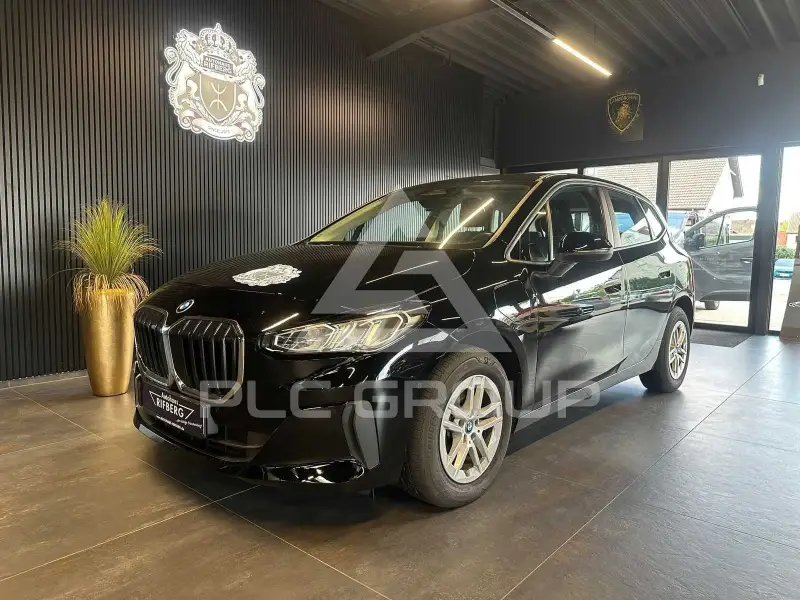 2023 BMW 225
