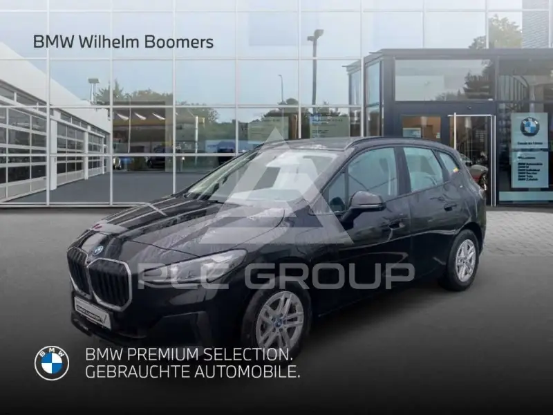 2023 BMW 225