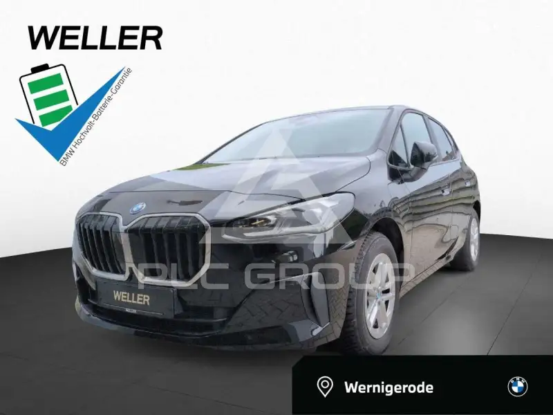 2023 BMW 225