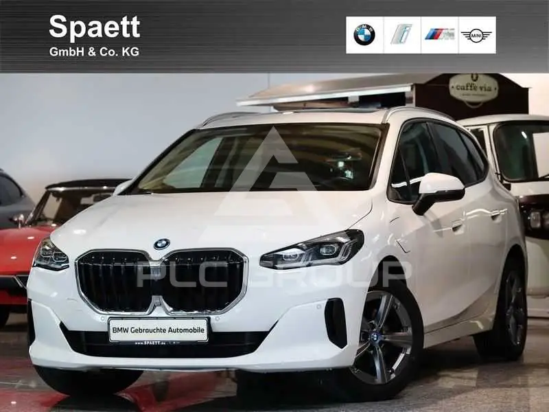 2023 BMW 225