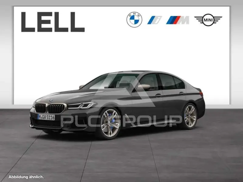 2023 BMW 550M