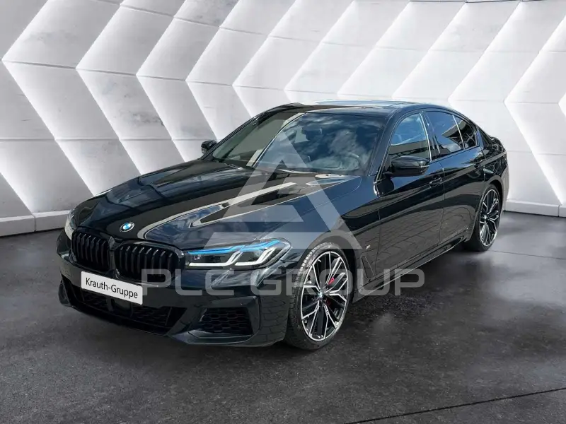 2023 BMW 550M