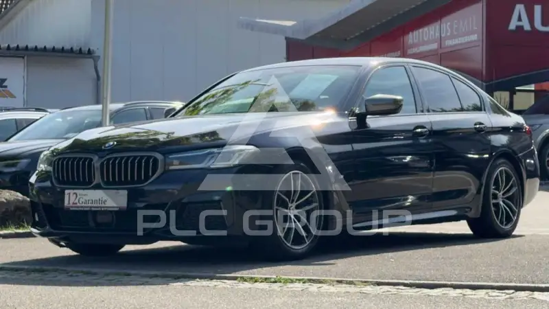 2023 BMW 550M