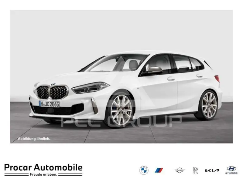 2023 BMW M135