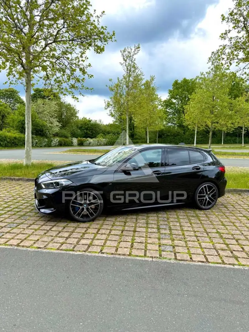 2023 BMW M1