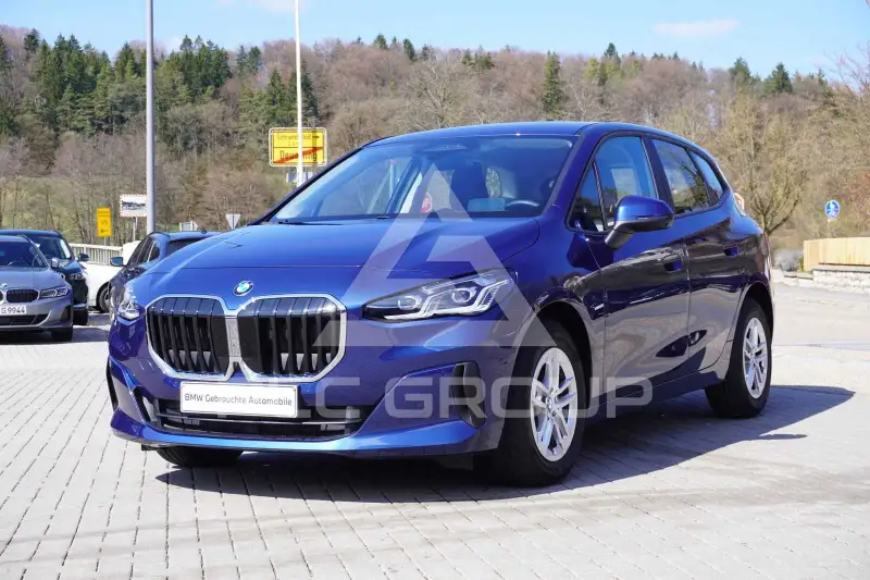 2023 BMW 218