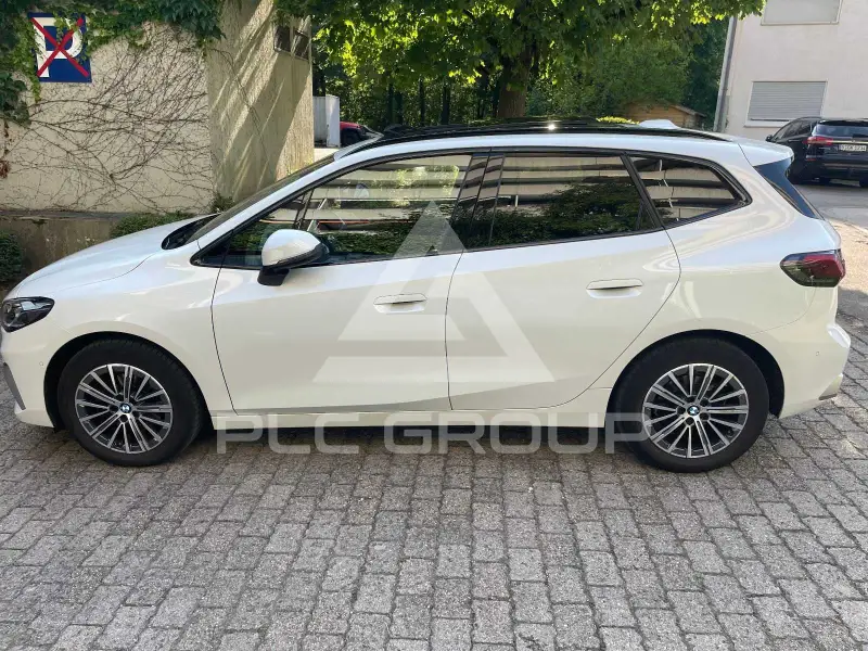 2023 BMW 218