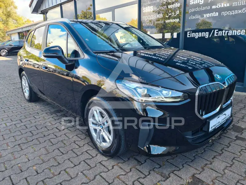 2023 BMW 218