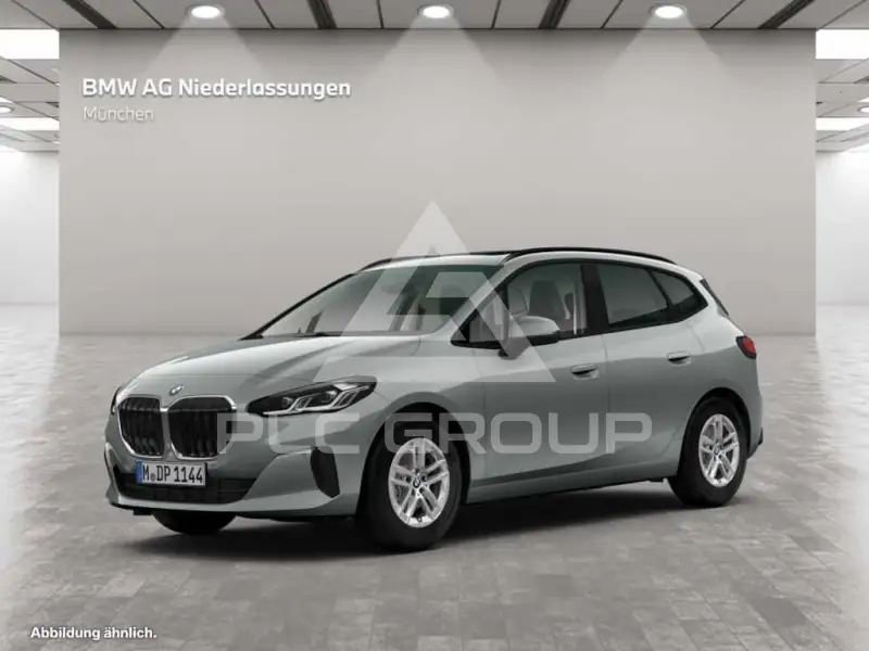 2023 BMW 218