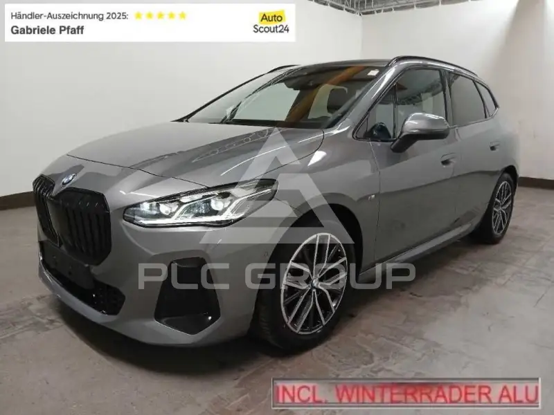 2023 BMW 218