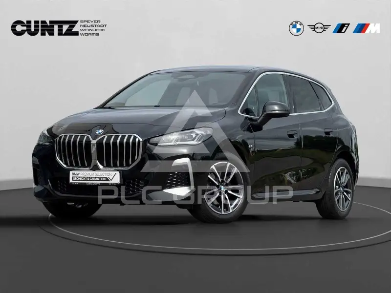 2023 BMW 218