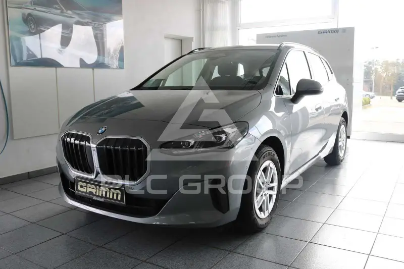 2023 BMW 218