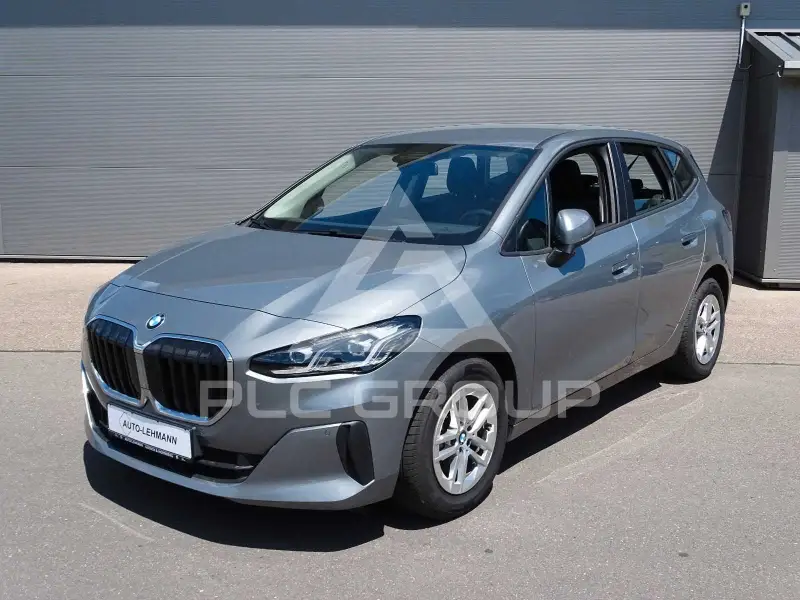 2023 BMW 218