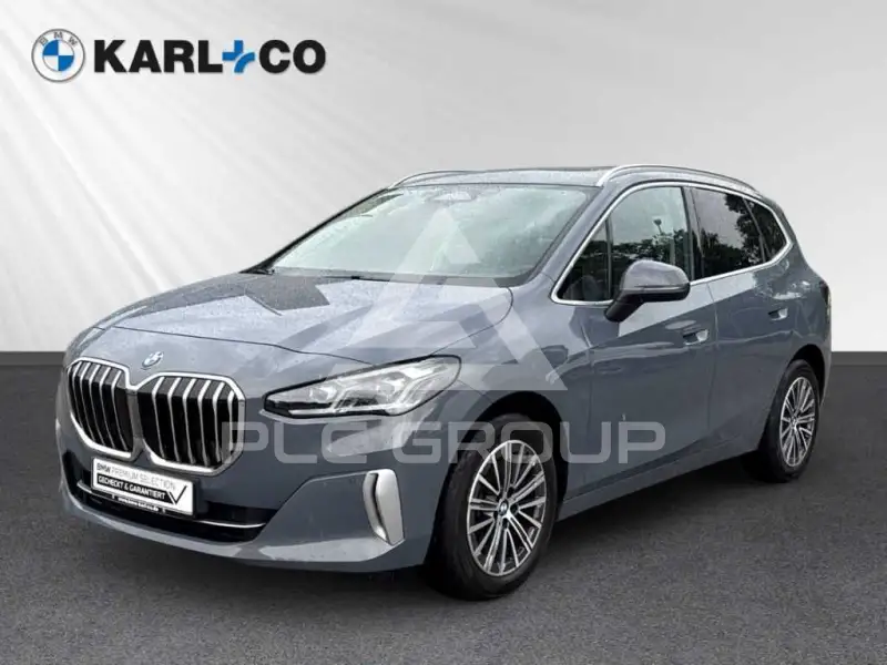 2023 BMW 218