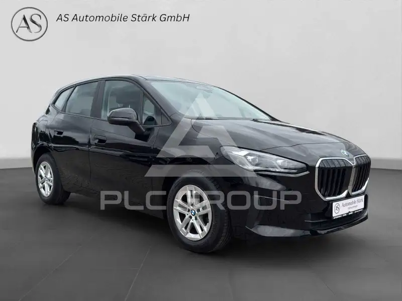 2023 BMW 218