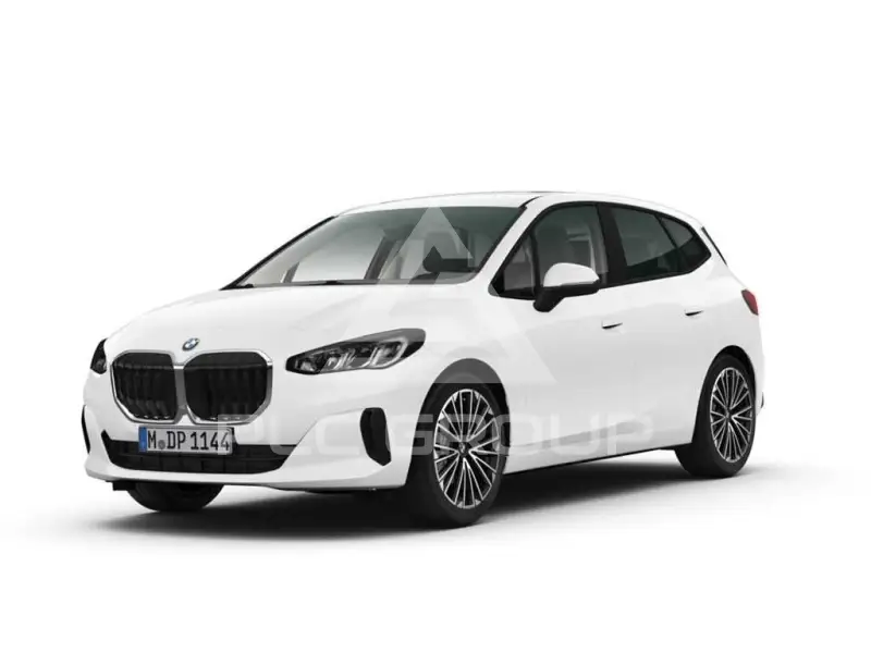 2023 BMW 218