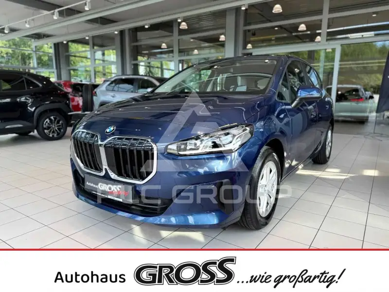 2023 BMW 218