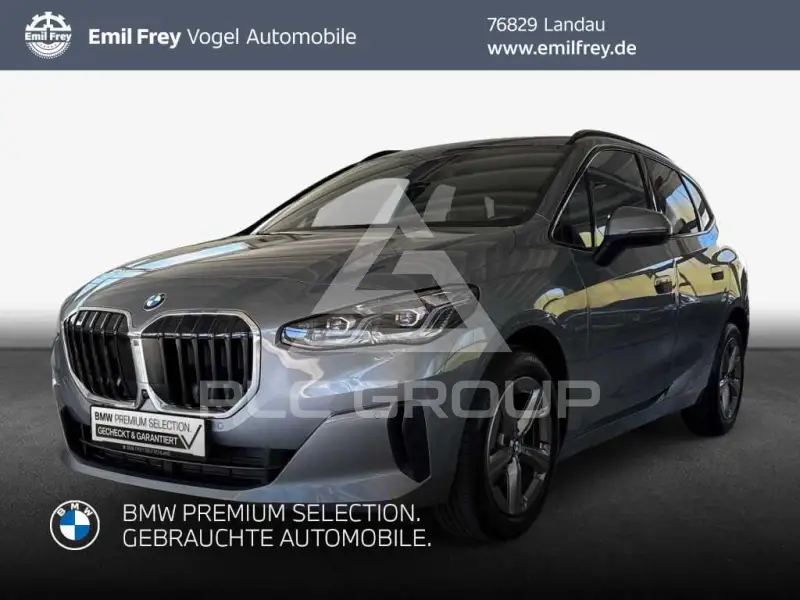 2023 BMW 218
