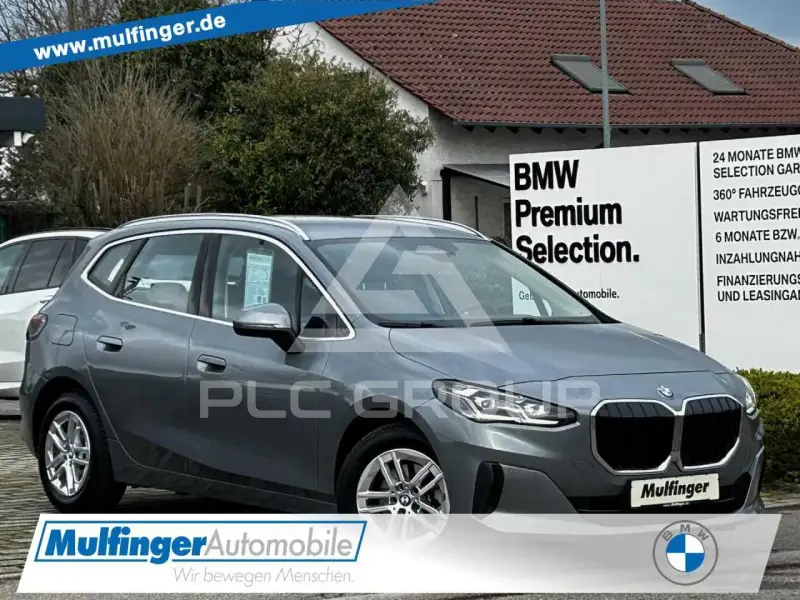2023 BMW 218