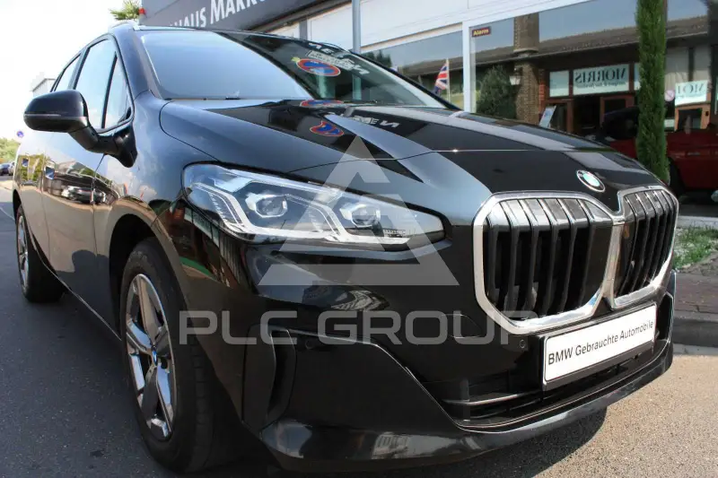 2023 BMW 218