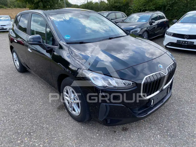 2023 BMW 218