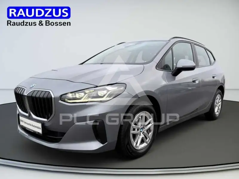 2023 BMW 218