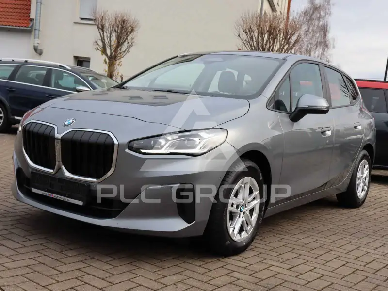 2023 BMW 218