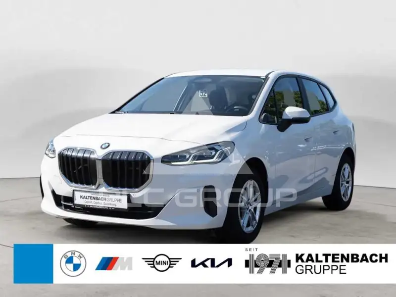 2023 BMW 218